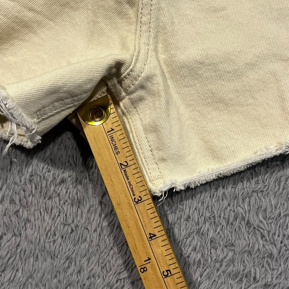 Shyanne Shorts Embroidered Floral‎ Off-White Button Fly Raw Hem Women's 28 28x3 - Picture 7 of 14